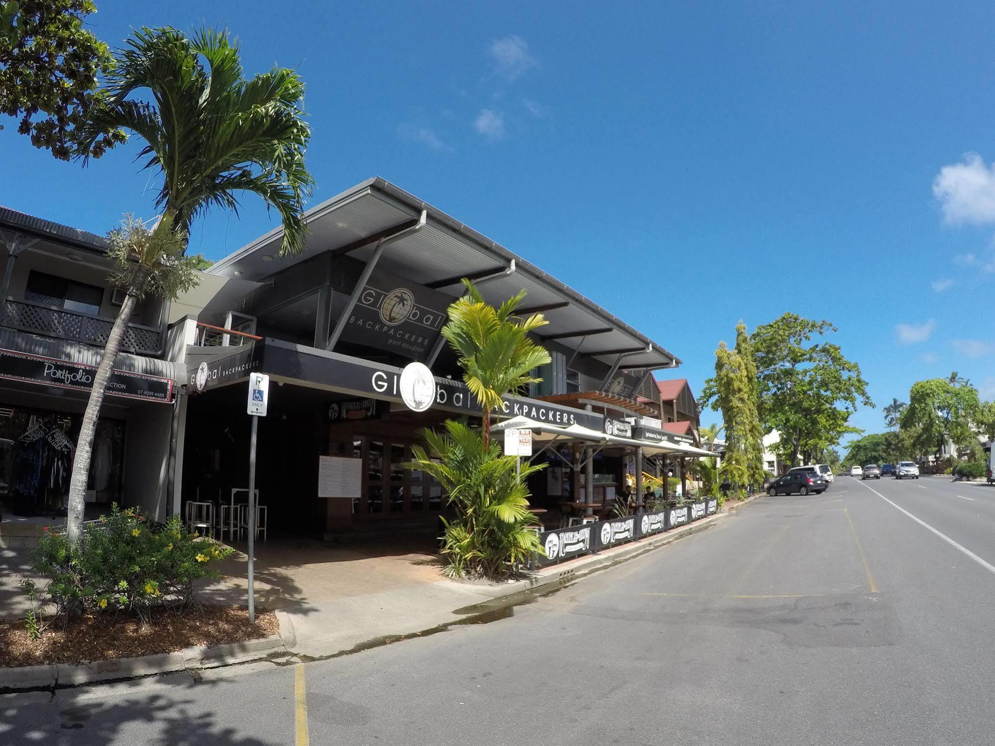 Global Backpackers Port Douglas Exterior photo