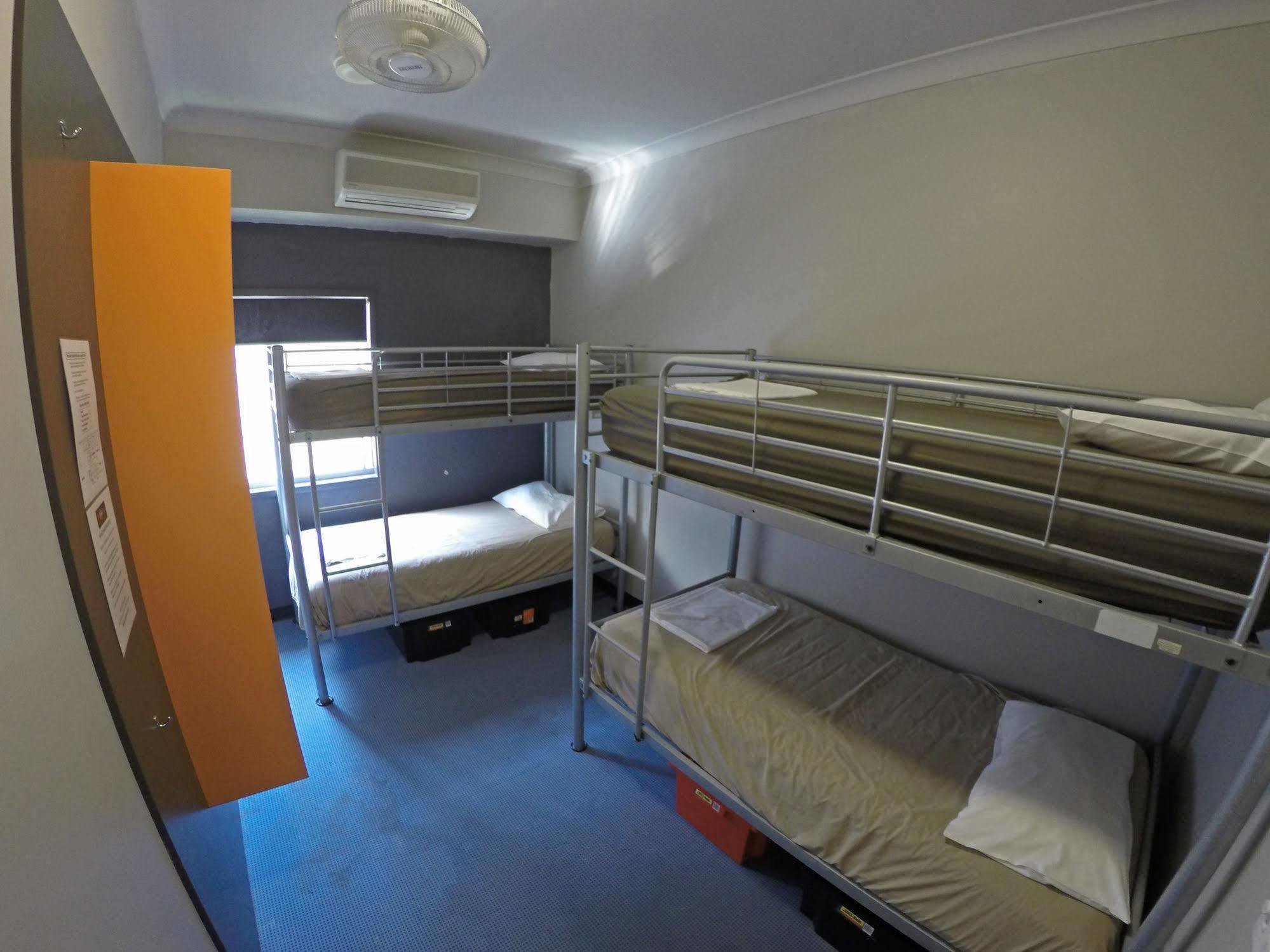 Global Backpackers Port Douglas Exterior photo